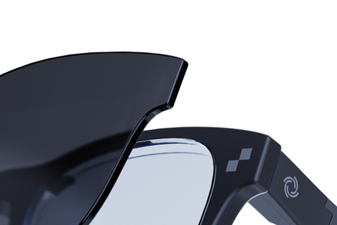 Magnetic tinted lenses